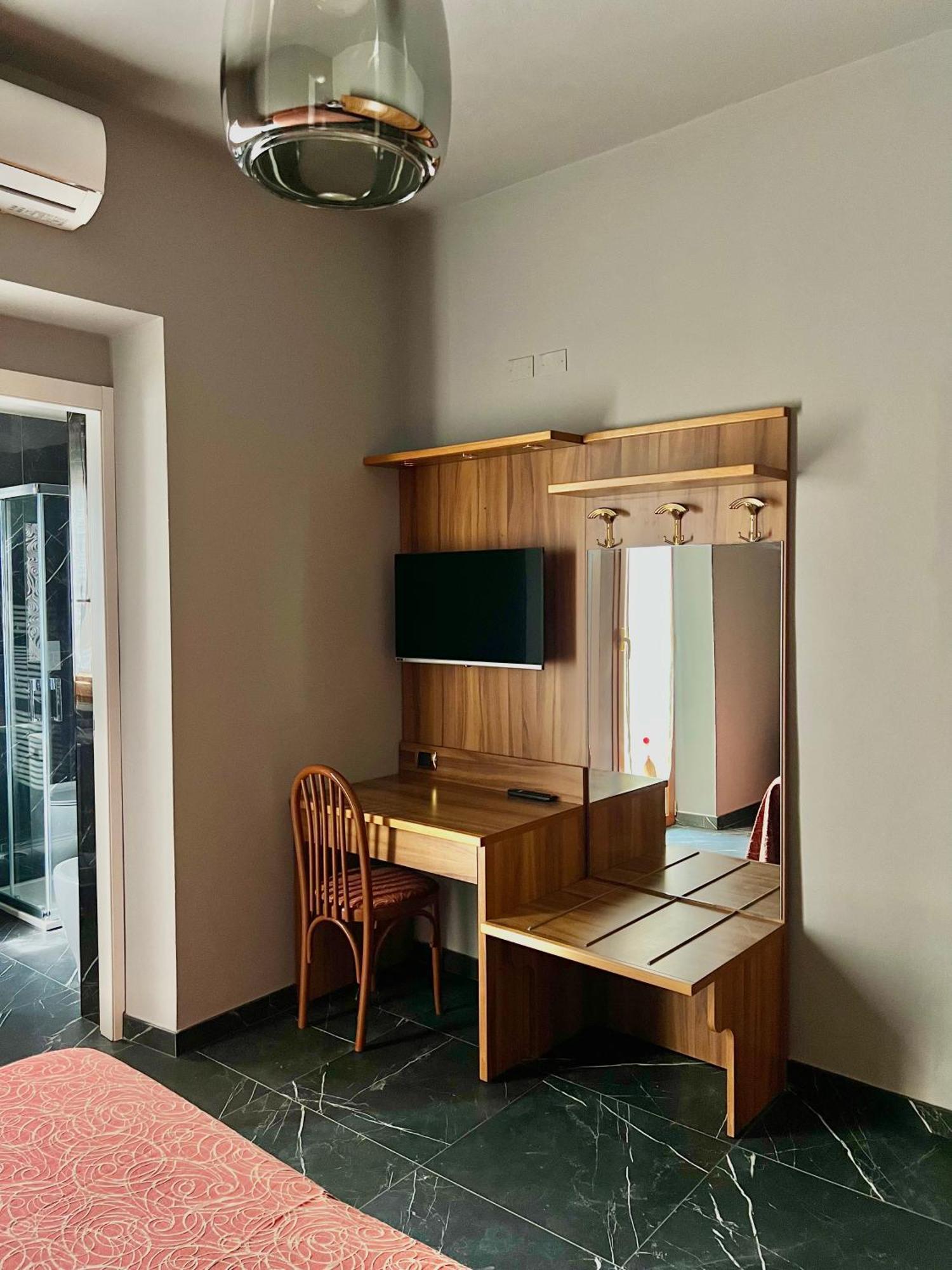 Hotel Residence Paradiso Монелья Экстерьер фото